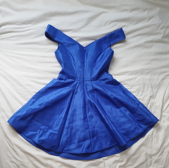 XS-S Royal Blue off the shoulder satin dress - Picture 2 of 5